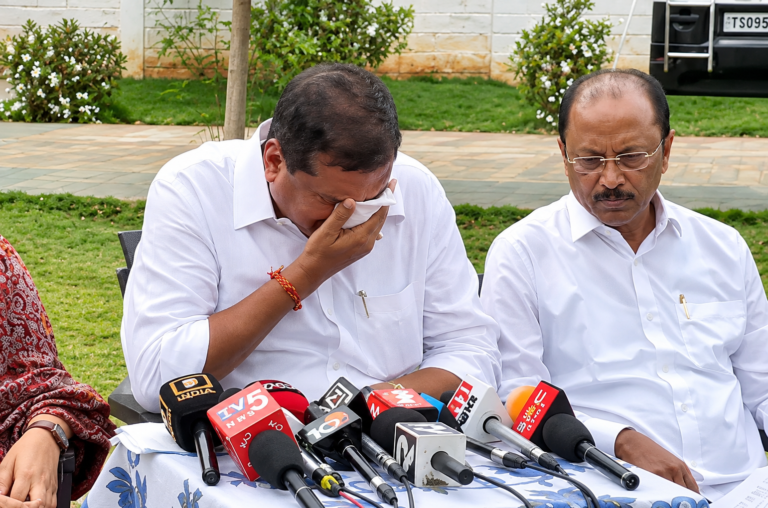 botsa satyanarayana cry